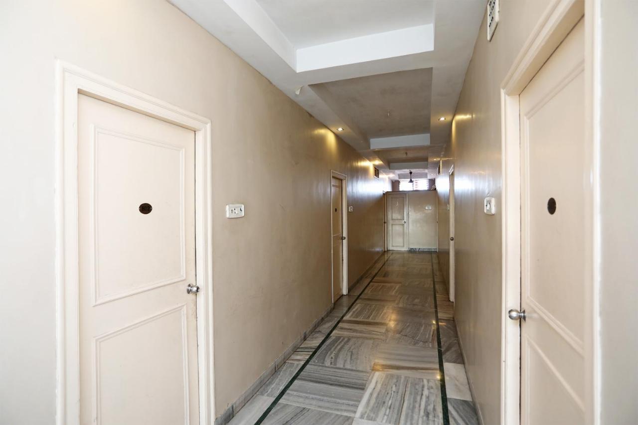 Oyo 15966 Hotel Shivam Kalkata Exteriér fotografie
